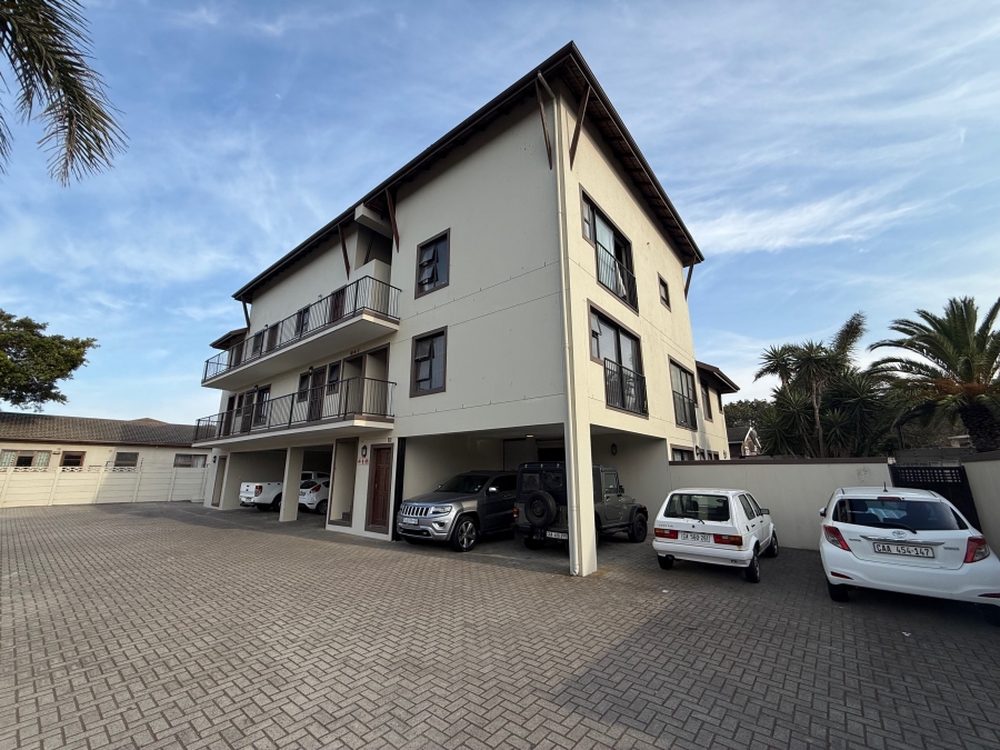 1 Bedroom Property for Sale in Table View Western Cape